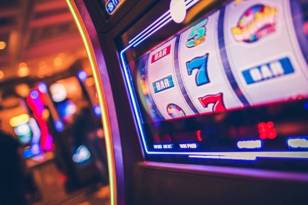 dian game lobby showing Auto Roulette alongside other live tables and slot games