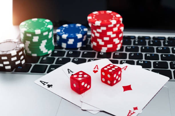 Dragon Tiger Live dealer table at dian with card layout and betting zones